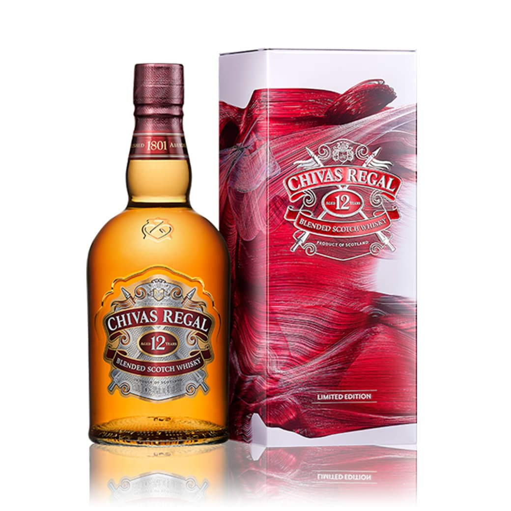 Whisky Chivas Regal 12 años Tin Box 750cc 40º alc._1
