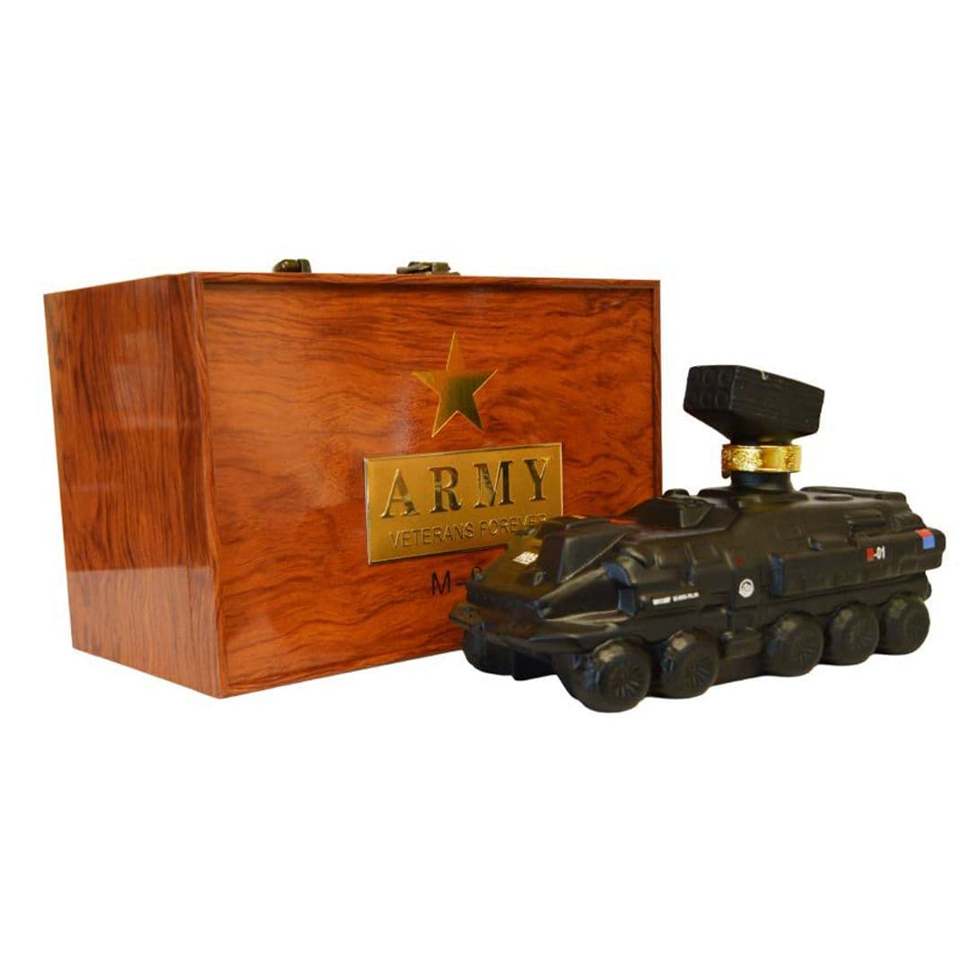 Whisky Army Tank M-01 1,5 Lts 40° alc._1